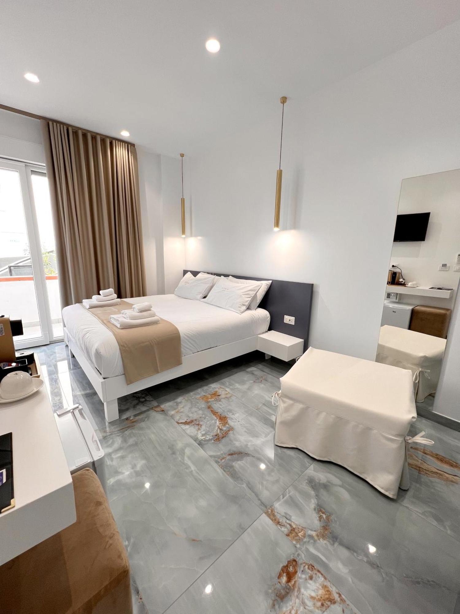 Suite 14 Скалеа Екстериор снимка